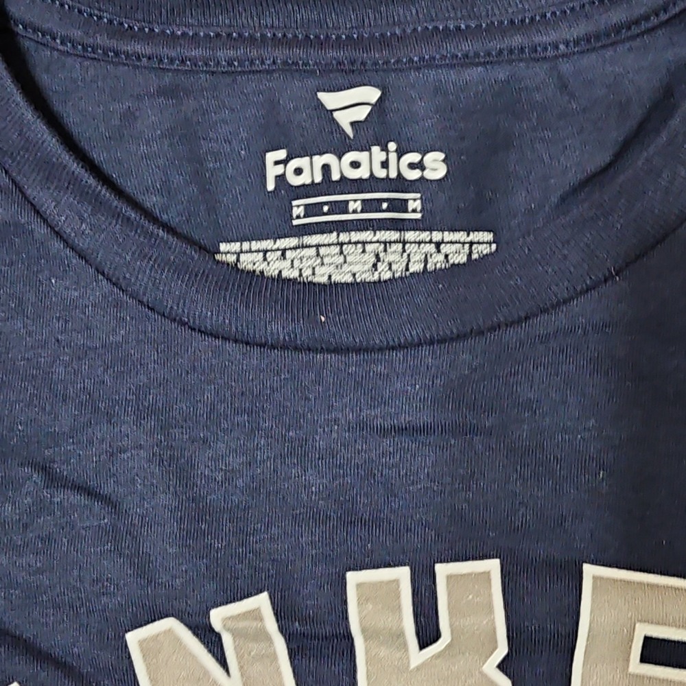 Fanatics New York Yankees / Dallas Cowboys Men's Medium Tee Shirt Blue - Picture 2 of 5